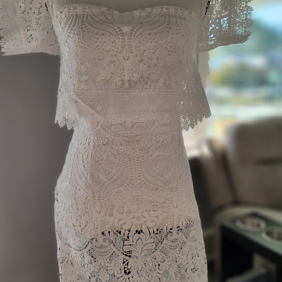 Lady Black Tie - VELVI Women's Size 4 High Waisted Skirt and Crop Top Set - Picture 5 of 12